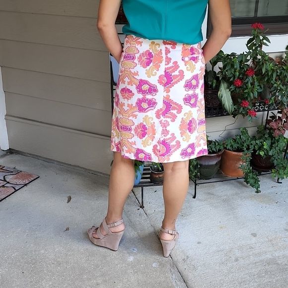 VEUC Sz 6 Fushia Coral Paisley Print Skirt - Picture 9 of 12